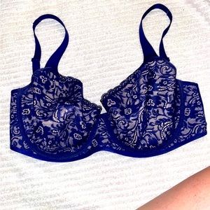 SOMA Underwire Bra.  32G.  Excellent Condition. •